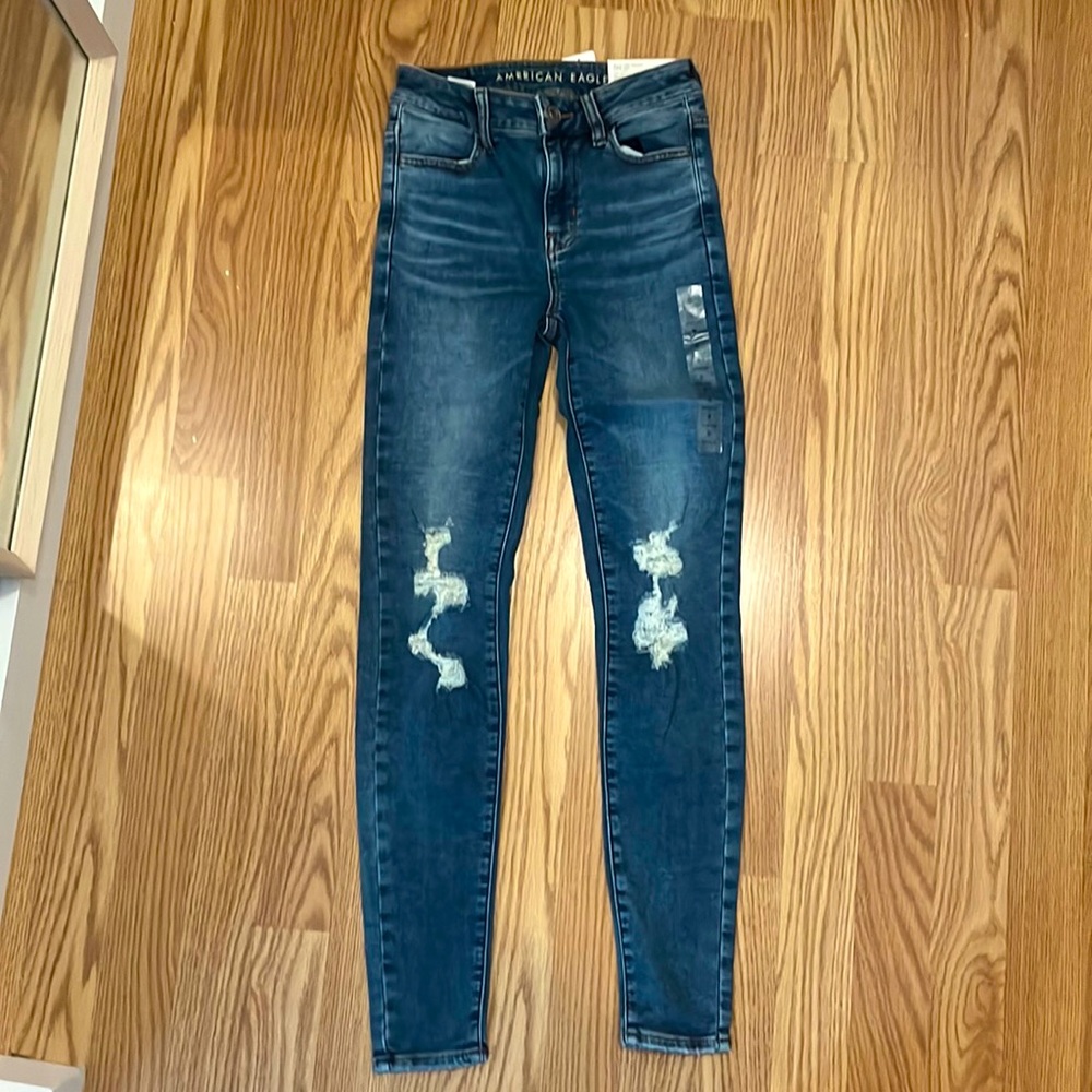 American Eagles Women’s Hi-Rise Jeggings